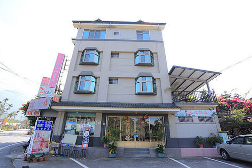 Sakura Homestay Nantou Exteriör bild